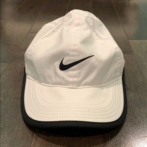 Nike White and Black Women's Hat